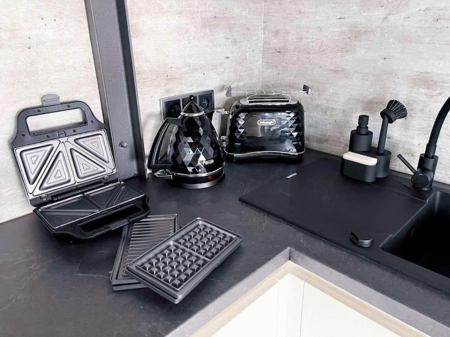 The Factory Loft Prague Apartment ภายนอก รูปภาพ